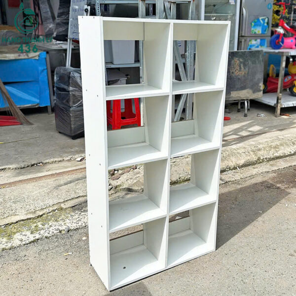 ke sach cu 8 ngan o vuong mau trang 1