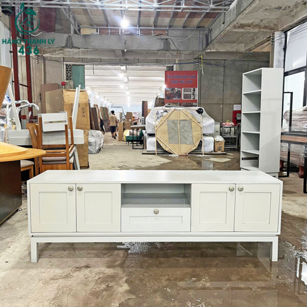 ke tivi go cu 1m8x60cm thiet ke nhieu ngan tien loi 1