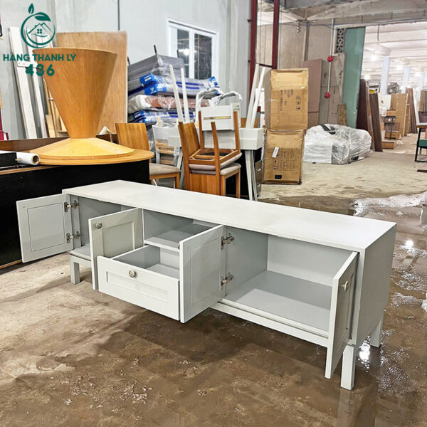 ke tivi go cu 1m8x60cm thiet ke nhieu ngan tien loi 3