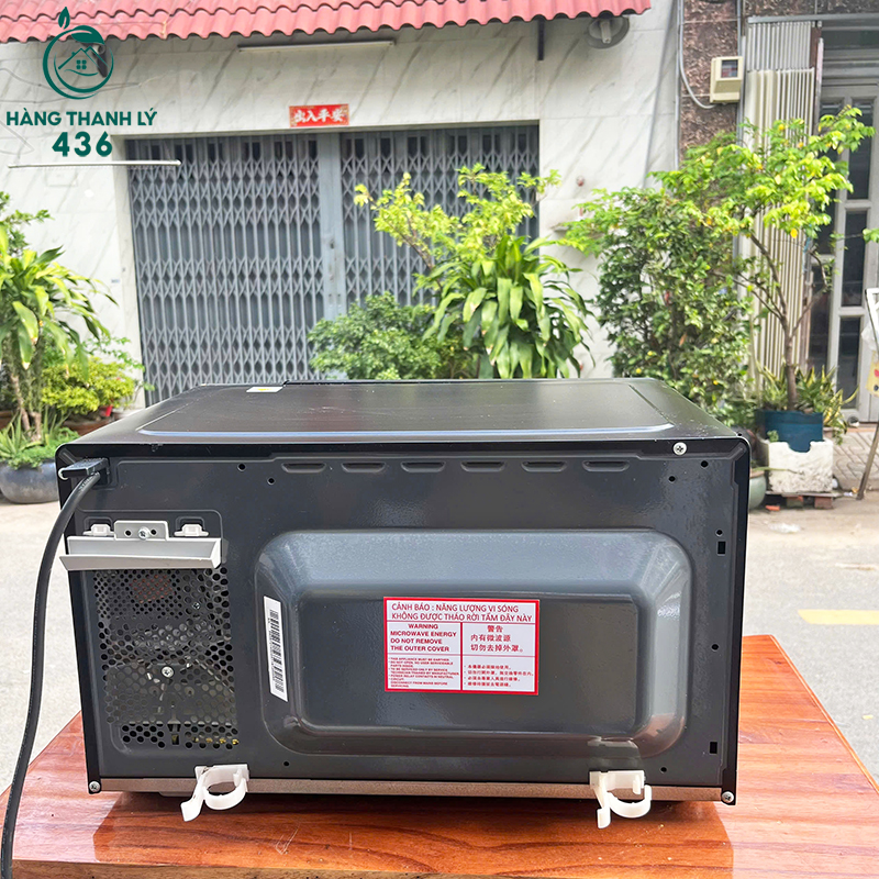 Lò Vi Sóng Panasonic Cũ Màu Đen Hàng Đẹp Giá Tốt lo-vi-song-panasonic-cu-mau-den-hang-dep-gia-tot-4 Lò Vi Sóng Panasonic Cũ Màu Đen Hàng Đẹp Giá Tốt