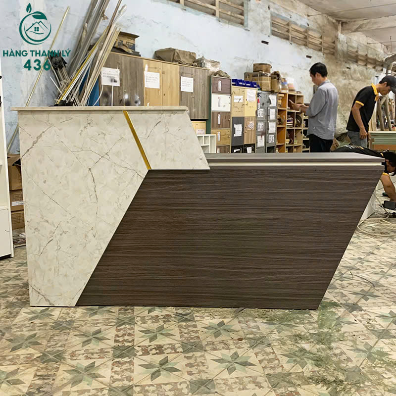 Quầy Lễ Tân 1M75 Đa Năng Kiểu Dáng Hiện Đại Mới 99% quay-le-tan-1m75-moi-99-2 Quầy Lễ Tân 1M75 Đa Năng Kiểu Dáng Hiện Đại Mới 99%