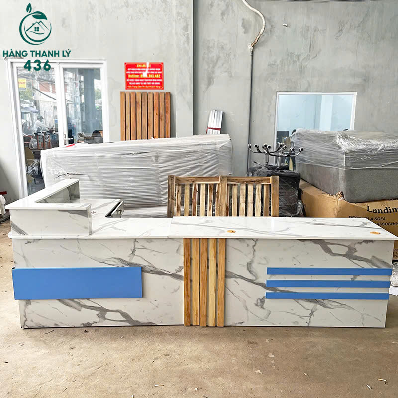 quay-le-tan-cu-phoi-mau-trang-va-xanh-duong-2m9x1m4-6 Quầy Lễ Tân Cũ Phối Màu Trắng Và Xanh Dương 2M9x1M4