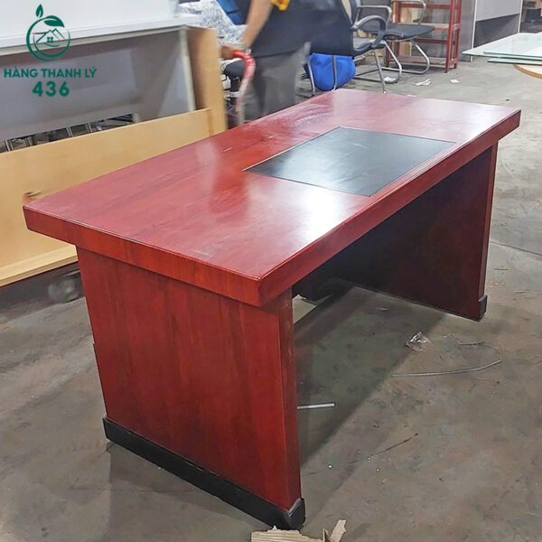 thanh ly ban giam doc 1m4x70cm khong hoc ton kho 1