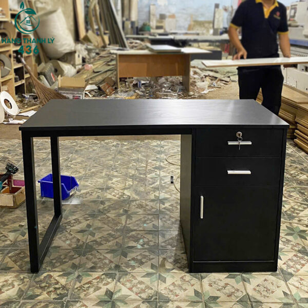 thanh-ly-ban-lam-viec-1m2x60cm-mau-den-moi-99 (1) thanh ly ban lam viec 1m2x60cm mau den moi 99 1