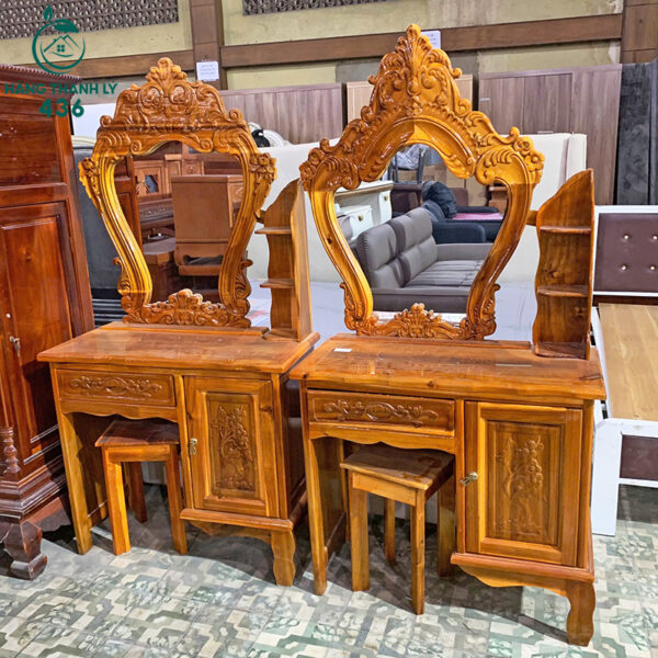 thanh ly ban trang diem go cham khac tinh xao moi 99 3