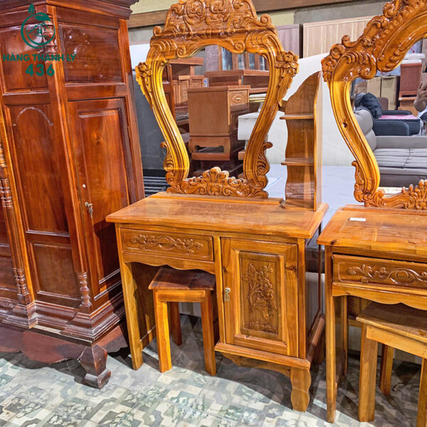 thanh ly ban trang diem go cham khac tinh xao moi 99 4