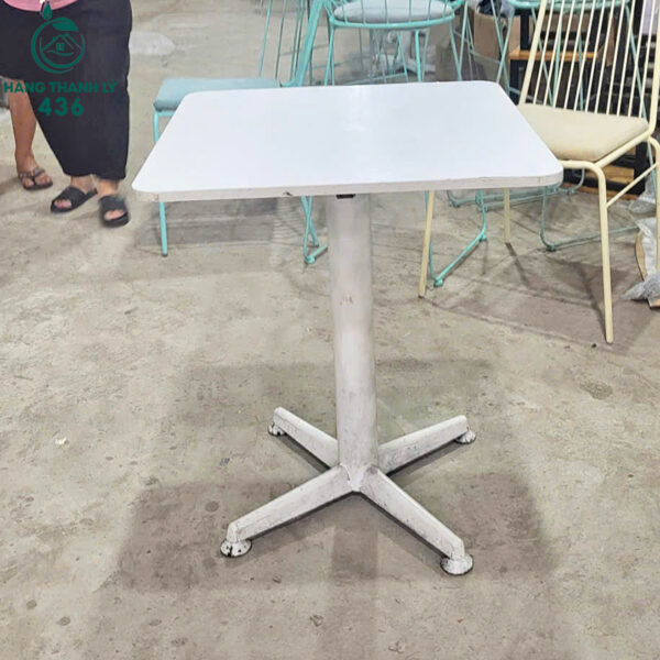 thanh-ly-bo-ban-ghe-quay-bar-chan-cao (2) thanh ly bo ban ghe quay bar chan cao 2