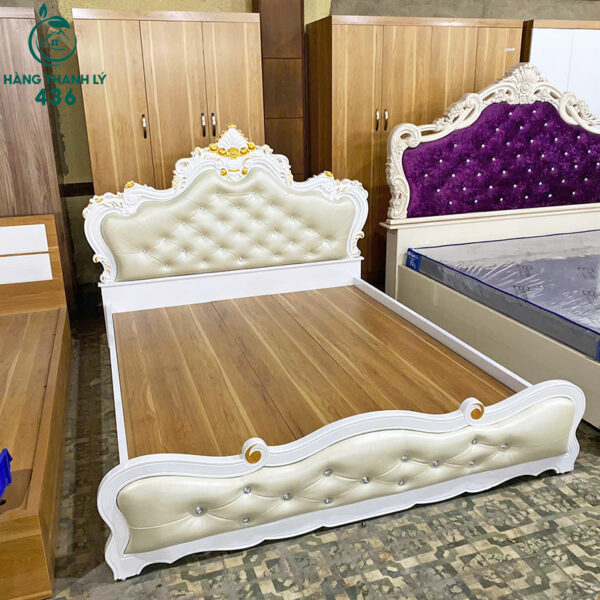 thanh ly giuong ngu tan co dien 1m6x2m mau trang moi 99 1