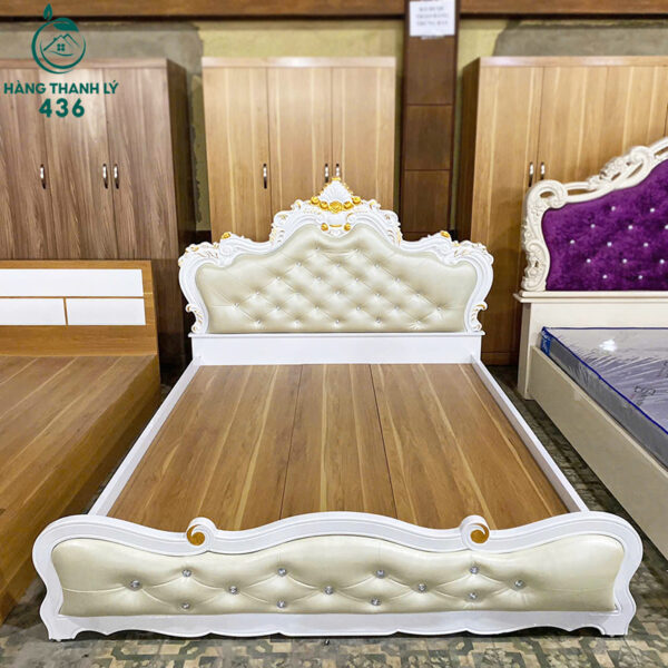 thanh ly giuong ngu tan co dien 1m6x2m mau trang moi 99 3