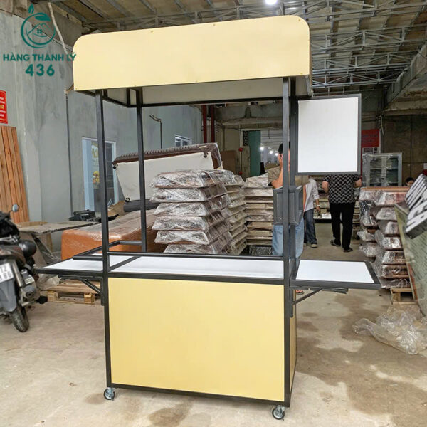 thanh ly quay ban hang co banh xe moi 99 4