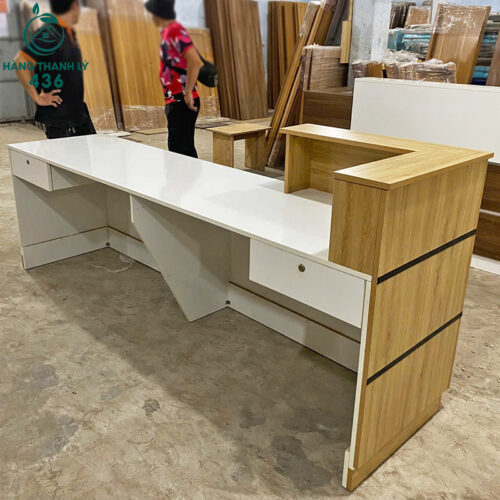 thanh ly quay le tan 2m4x1m moi 99 1