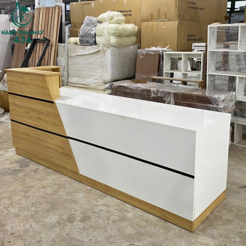 thanh ly quay le tan 2m4x1m moi 99 5