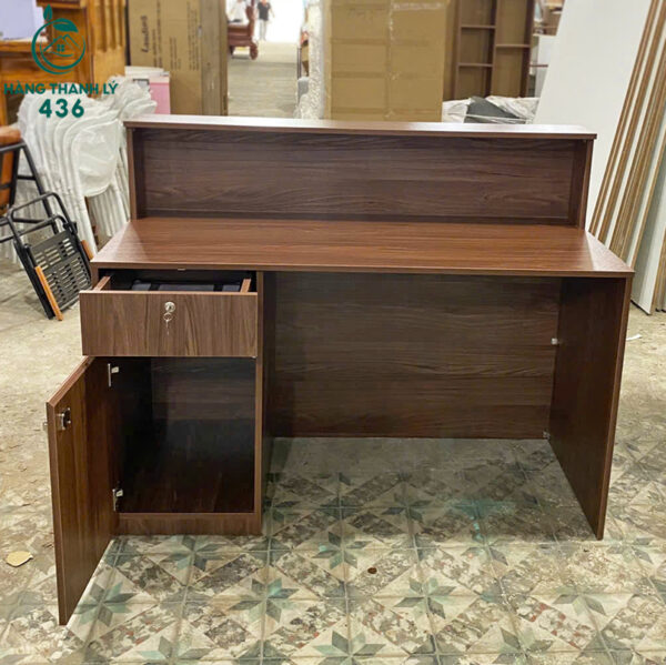 thanh-ly-quay-le-tan-go-1m4x1m1-co-hoc-tu-moi-99 (1) thanh ly quay le tan go 1m4x1m1 co hoc tu moi 99 1