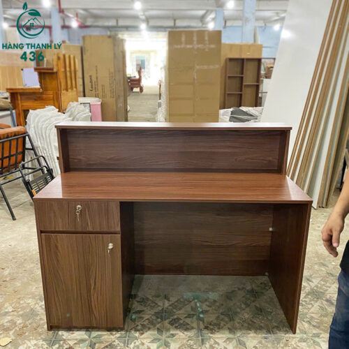 Thanh Lý Quầy Lễ Tân Gỗ 1M4x1M1 Có Hộc Tủ Mới 99% 4 thanh ly quay le tan go 1m4x1m1 co hoc tu moi 99 5