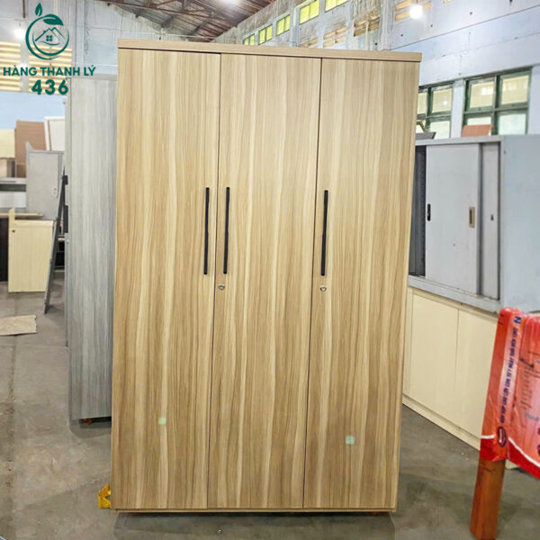 thanh-ly-tu-quan-ao-3-canh-1m2-hang-dong-moi-99 (4) thanh ly tu quan ao 3 canh 1m2 hang dong moi 99 4