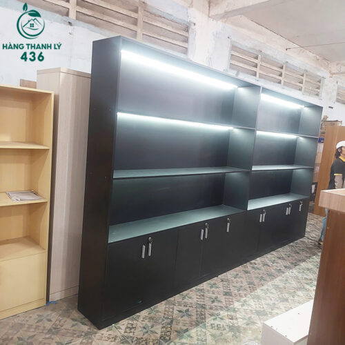Thanh Lý Tủ Trưng Bày 2Mx2M2 Màu Đen Có Gắn LED Mới 99% 4 thanh ly tu trung bay 2mx2m2 mau den co gan led moi 99 3