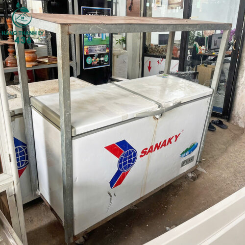 Tủ Đông Sanaky Cũ Gắn Liền Khung Kim Loại 5 tu dong sanaky cu gan lien khung kim loai 1