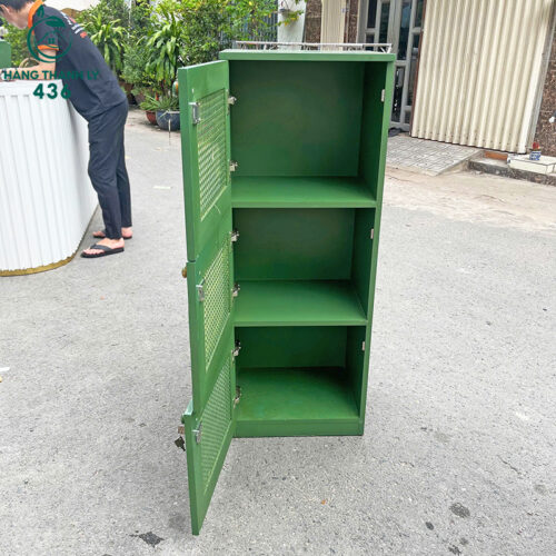 tu dung do 3 tang cu thiet ke dan mat cao doc dao 2