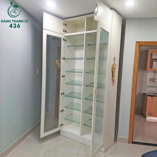 tu kinh trung bay cu 2m6 1m1 co nhieu ngan 3