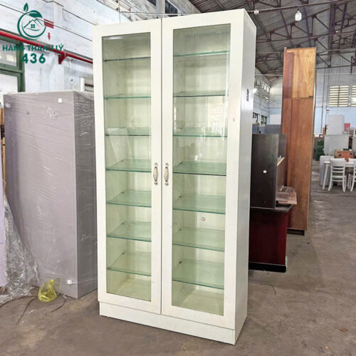 tu kinh trung bay cu co nhieu ngan 4