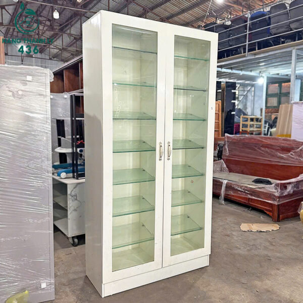 tu kinh trung bay cu co nhieu ngan 6