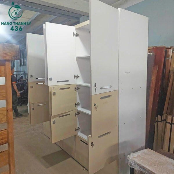 tu locker cu 2m35x2m25 thiet ke nhieu o kin rong rai 3