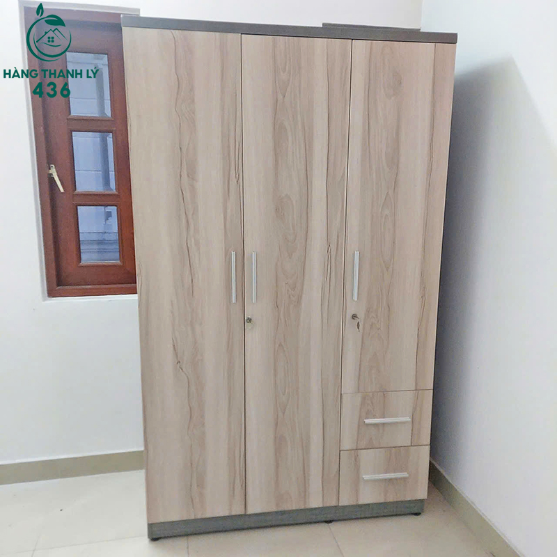 Tủ Quần Áo Gỗ Cũ 3 Cánh 2 Ngăn Kéo Tiện Dụng tu-quan-ao-go-cu-3-canh-2-ngan-keo-tien-dung-2 Tủ Quần Áo Gỗ Cũ 3 Cánh 2 Ngăn Kéo Tiện Dụng