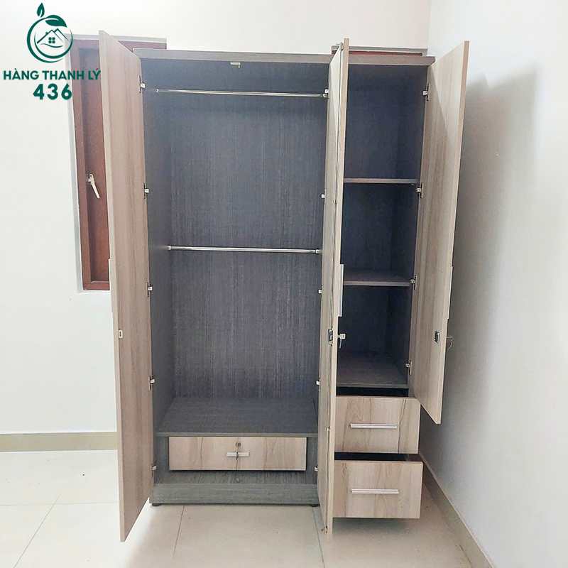 Tủ Quần Áo Gỗ Cũ 3 Cánh 2 Ngăn Kéo Tiện Dụng tu-quan-ao-go-cu-3-canh-2-ngan-keo-tien-dung-4 Tủ Quần Áo Gỗ Cũ 3 Cánh 2 Ngăn Kéo Tiện Dụng