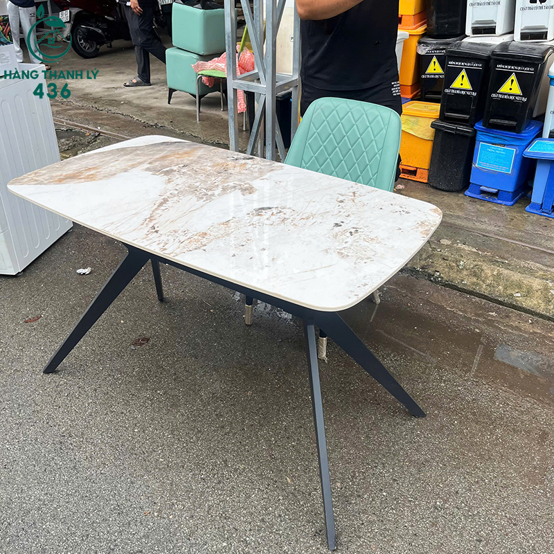 Bàn Ăn Cũ Mặt Vân Đá 1M2X75CM Chân Kim Loại Màu Đen ban-an-cu-mat-van-da-1m2x75cm-chan-kim-loai-mau-den-4 Bàn Ăn Cũ Mặt Vân Đá 1M2X75CM Chân Kim Loại Màu Đen