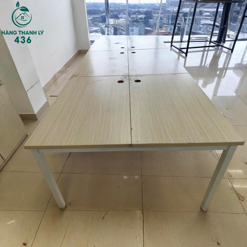Bàn Làm Việc Cũ 1M2X3M Màu Kem Tiện Lợi Cho 6 Người ban-lam-viec-cu-1m2x3m-mau-kem-tien-loi-cho-6-nguoi-1 Bàn Làm Việc Cũ 1M2X3M Màu Kem Tiện Lợi Cho 6 Người