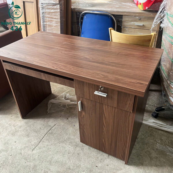 ban-lam-viec-cu-1m2x60cm-co-hoc-tu-tien-dung (3) ban lam viec cu 1m2x60cm co hoc tu tien dung 3