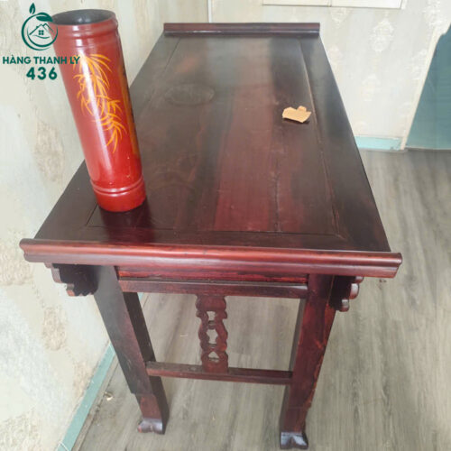 Bàn Thờ Cũ Gỗ Đỏ Đậm Phong Thủy Đẹp Kích Thước Vừa 2 ban tho cu go do dam phong thuy dep kich thuoc vua 1
