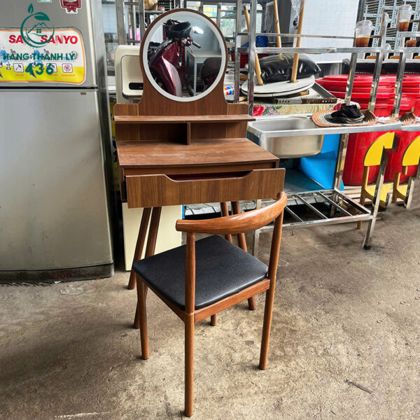 ban-trang-diem-cu-guong-tron-phu-hop-cho-phong-ngu-nho (1) ban trang diem cu guong tron phu hop cho phong ngu nho 1