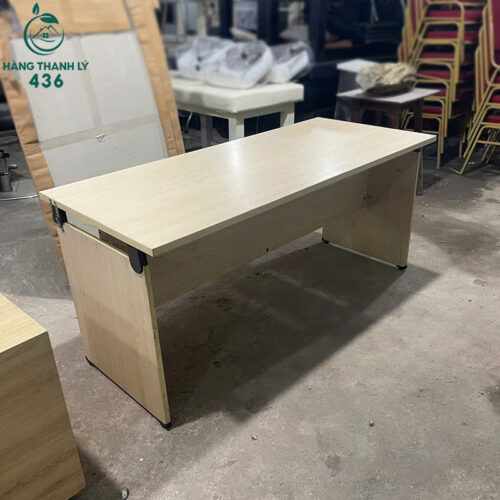 Bàn Văn Phòng Cũ 1M8X70CM Mặt Bàn Rộng Rãi Màu Vân Gỗ Sáng 5 ban van phong cu 1m8x70cm mat ban rong rai mau van go sang 1