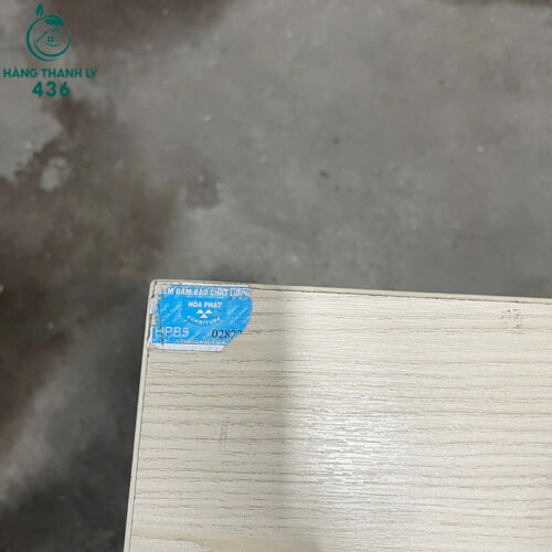 Bàn Văn Phòng Cũ 1M8X70CM Mặt Bàn Rộng Rãi Màu Vân Gỗ Sáng 3 ban van phong cu 1m8x70cm mat ban rong rai mau van go sang 3