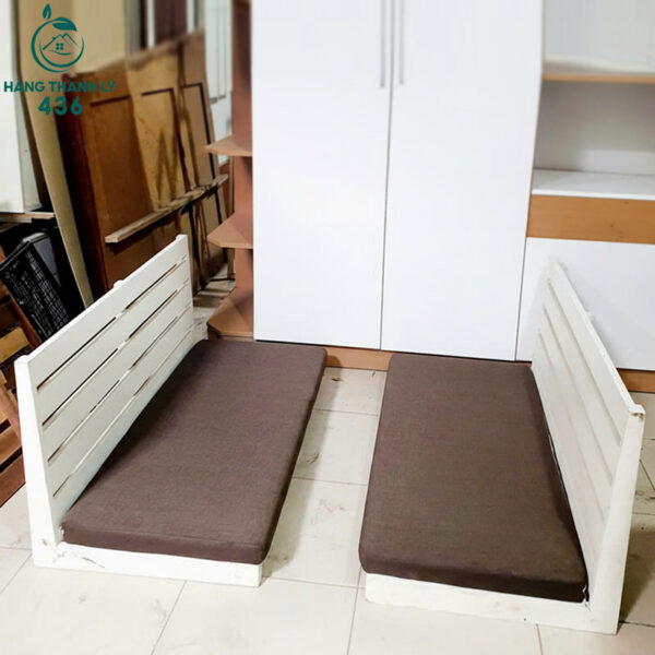 bang-ghe-cafe-cu-kieu-bet-khung-go-nhieu-mau (1) bang ghe cafe cu kieu bet khung go nhieu mau 1