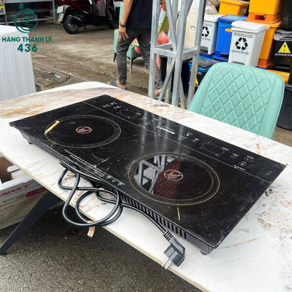 bep-dien-cu-doi-sanaky-mat-kinh-den-chiu-nhiet-cao-de-ve-sinh (3) bep dien cu doi sanaky mat kinh den chiu nhiet cao de ve sinh 3