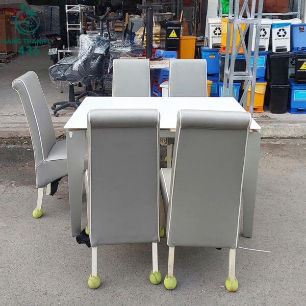 bo ban an cu 5 ghe da trang phoi xam lung cao sang trong 1