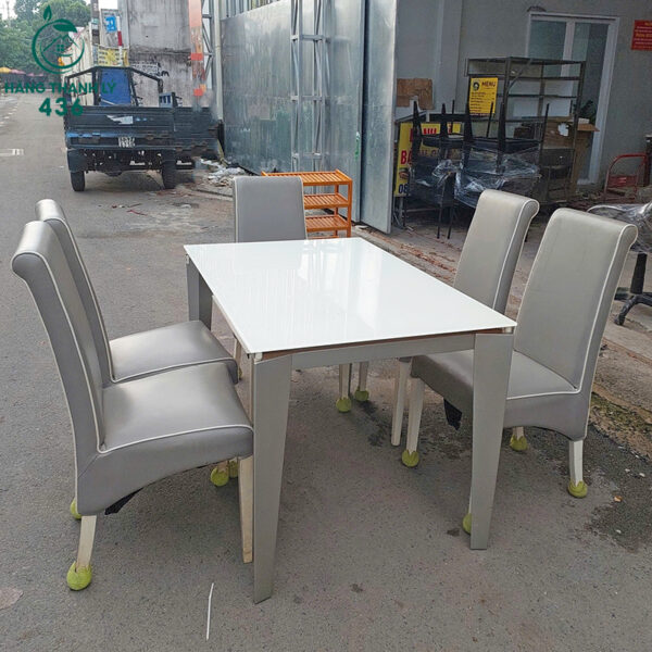 bo ban an cu 5 ghe da trang phoi xam lung cao sang trong 4