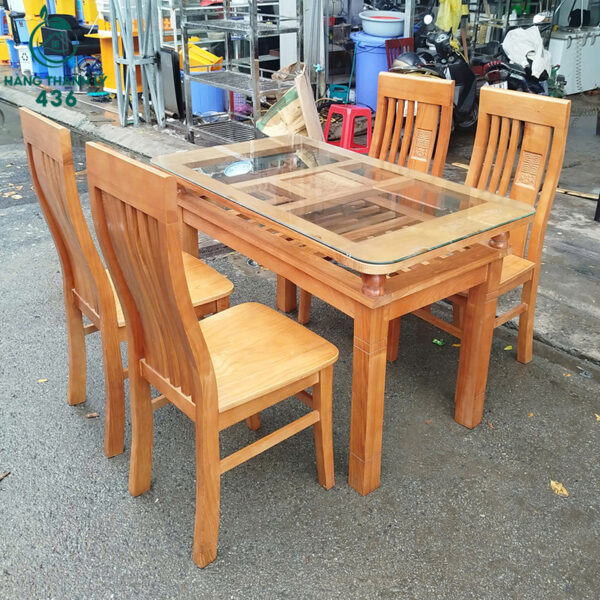 bo ban an cu go 4 ghe thiet ke don gian chac chan 1