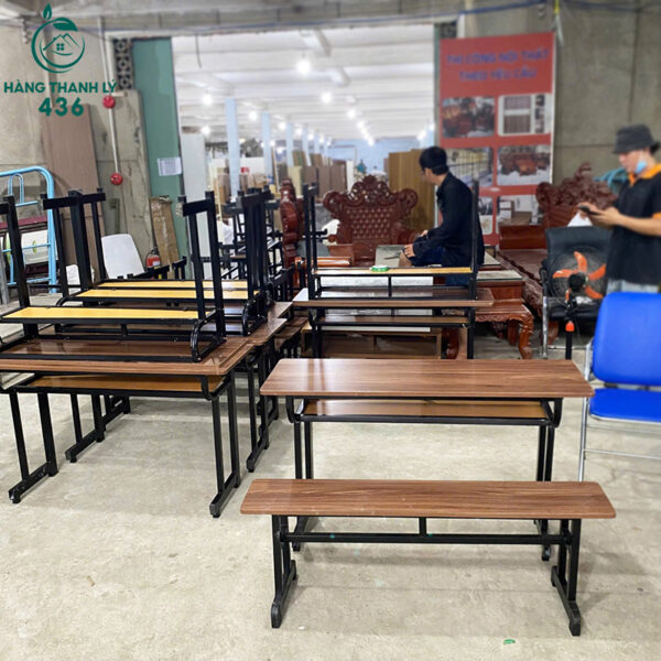 bo ban ghe hoc sinh cu 1m2x40cm mau nau hang dep 7