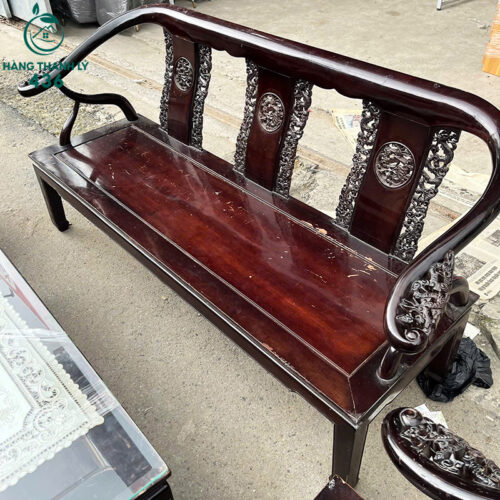 Bộ Salon Gỗ Cũ Được Chạm Khắc Hoa Văn Cổ Điển Đẹp Mắt 7 bo salon go cu duoc cham khac hoa van co dien dep mat 4