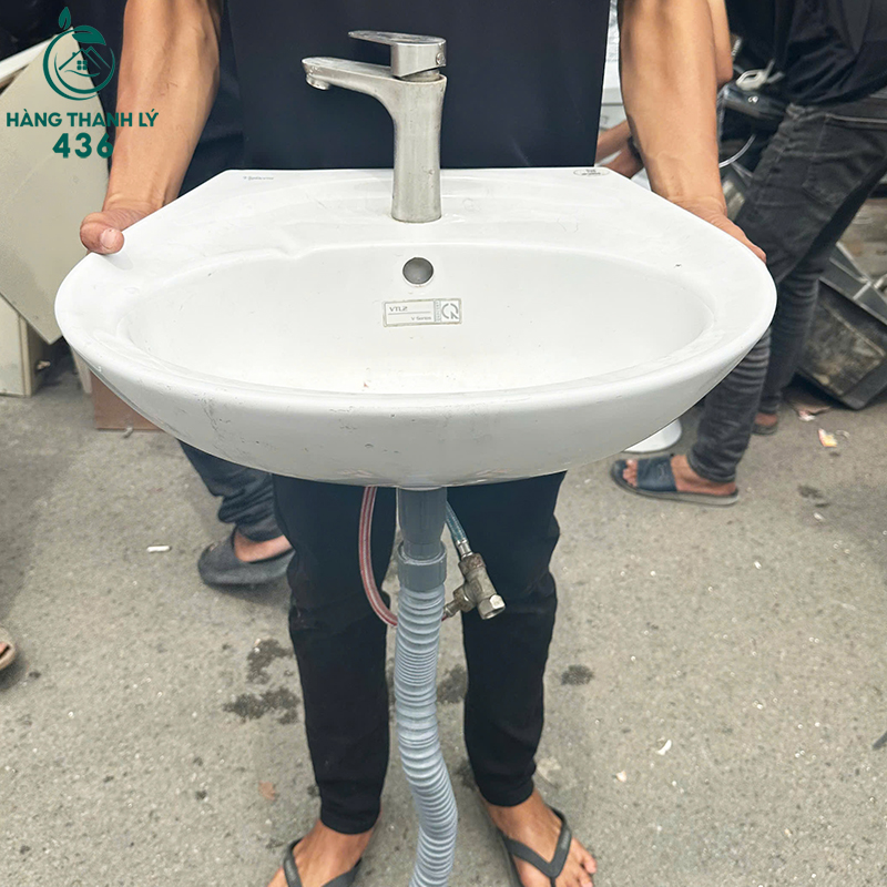 Bồn Rửa Tay Cũ  Lắp Đặt Gọn Gàng Tiết Kiệm Diện Tích bon-rua-tay-cu-lap-dat-gon-gang-tiet-kiem-dien-tich-1 Bồn Rửa Tay Cũ  Lắp Đặt Gọn Gàng Tiết Kiệm Diện Tích