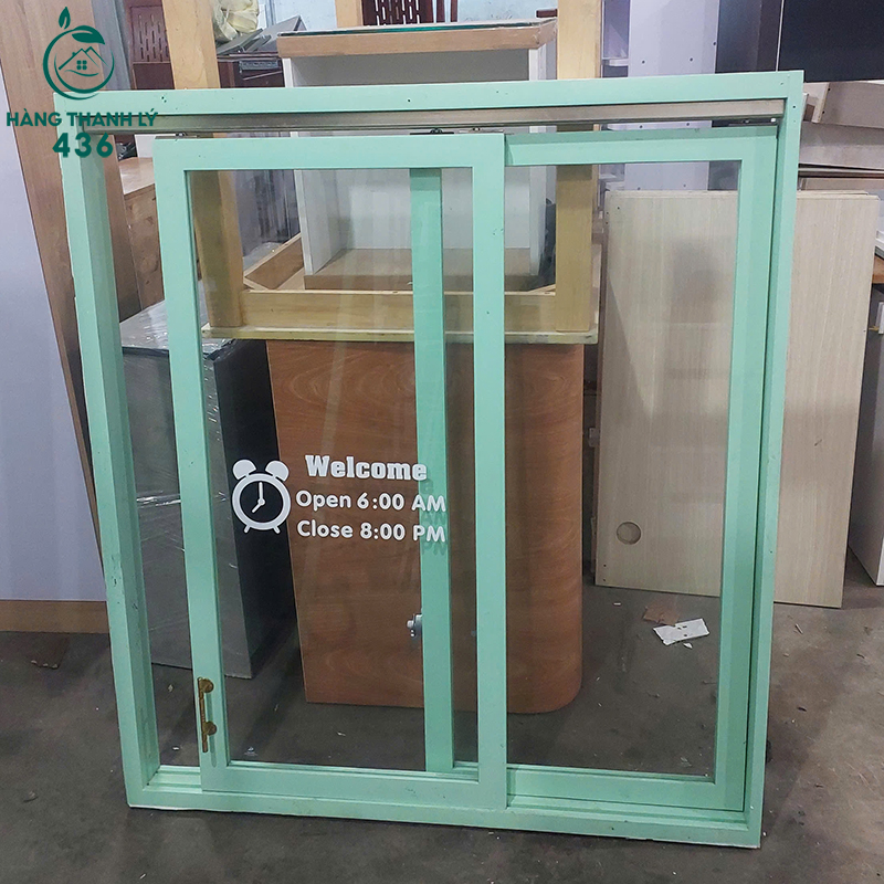 Cửa Kính Cũ Màu Xanh Lá 1M3 X 1M8 Độc Đáo Khung Chắc Chắn (Nhiều Mẫu) cua-kinh-cu-mau-xanh-la-doc-dao-khung-chac-chan-nhieu-mau-2 Cửa Kính Cũ Màu Xanh Lá 1M3 X 1M8 Độc Đáo Khung Chắc Chắn (Nhiều Mẫu)