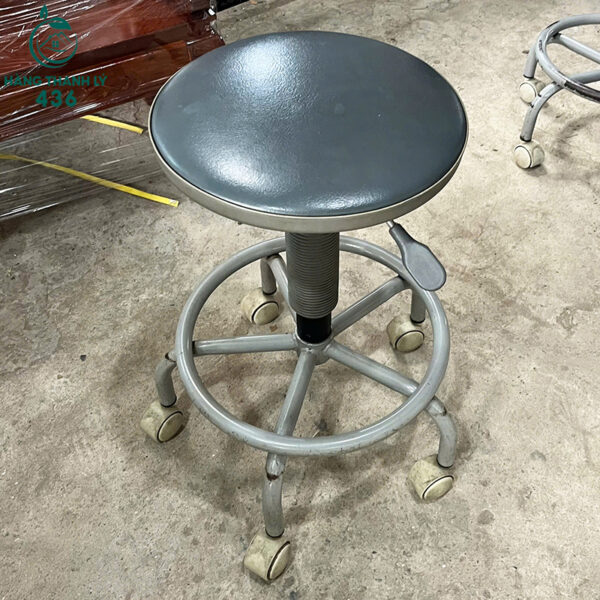 ghe don cu xoay tron co banh xe chan kim loai nhieu mau 4