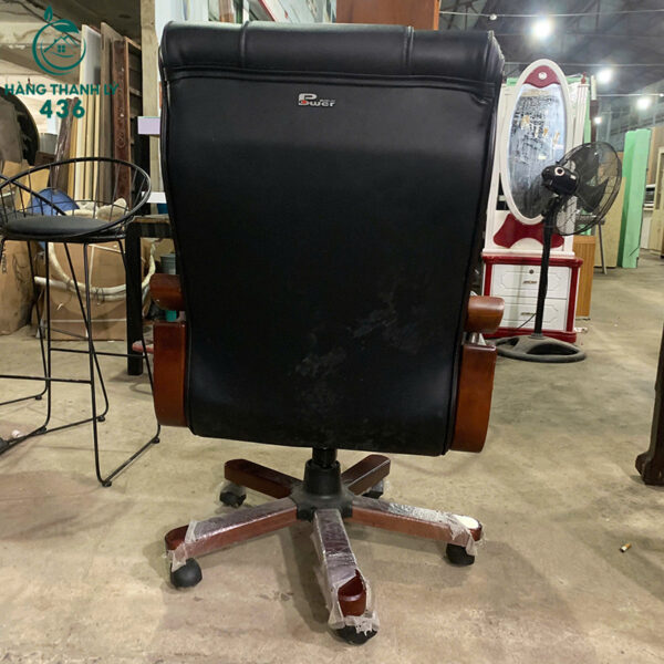 ghe-giam-doc-cu-lung-cao-da-den-tay-go-sang-trong-hang-dep (2) ghe giam doc cu lung cao da den tay go sang trong hang dep 2