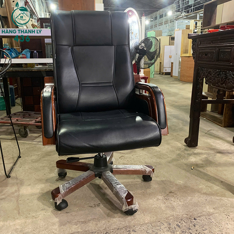 Ghế Giám Đốc Cũ Lưng Cao Da Đen Tay Gỗ Sang Trọng Hàng Đẹp ghe-giam-doc-cu-lung-cao-da-den-tay-go-sang-trong-hang-dep-3 Ghế Giám Đốc Cũ Lưng Cao Da Đen Tay Gỗ Sang Trọng Hàng Đẹp