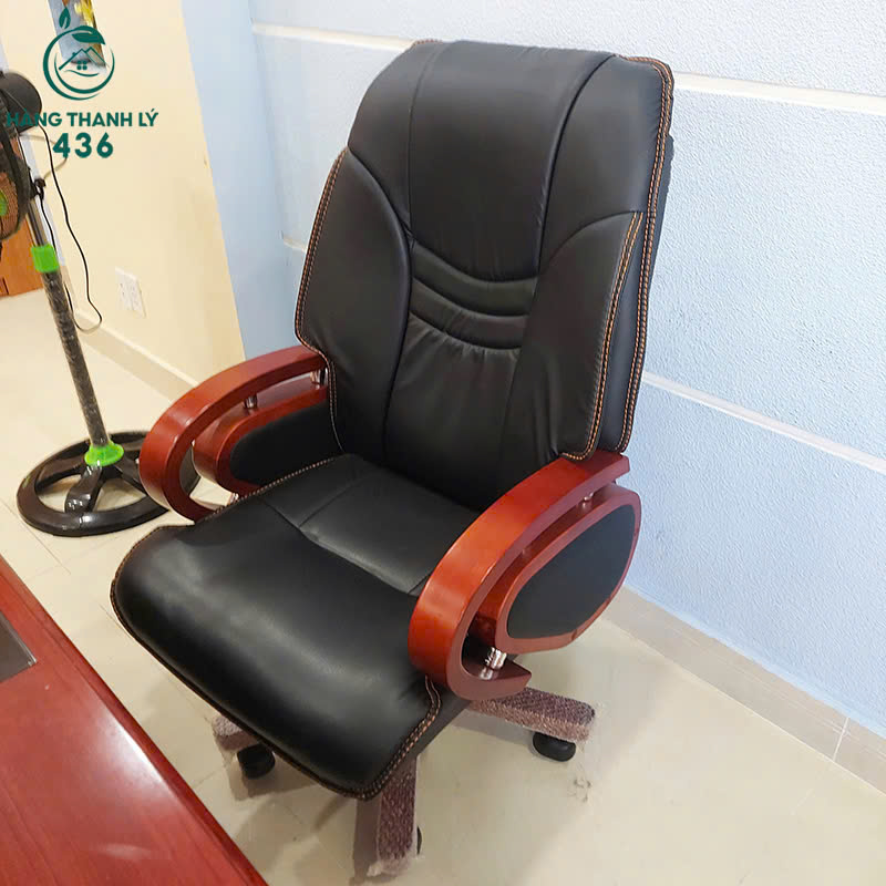 ghe-giam-doc-cu-lung-cao-thoai-mai-chac-chan Ghế Giám Đốc Cũ Lưng Cao Thoải Mái Chắc Chắn