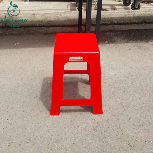 ghe nhua cu mau do tien loi nho gon 2