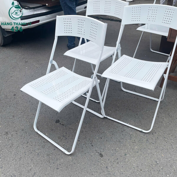 ghe xep sat trang cu de ve sinh va cat gon 2